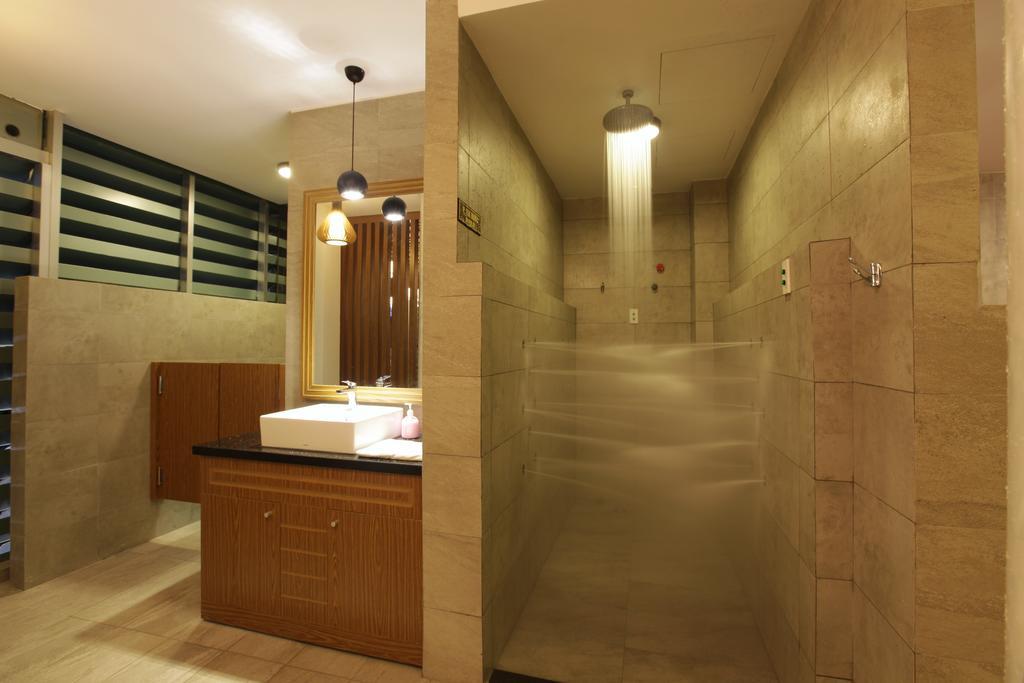 Minh Tam Hotel & Spa 3/2 Хошимин Экстерьер фото