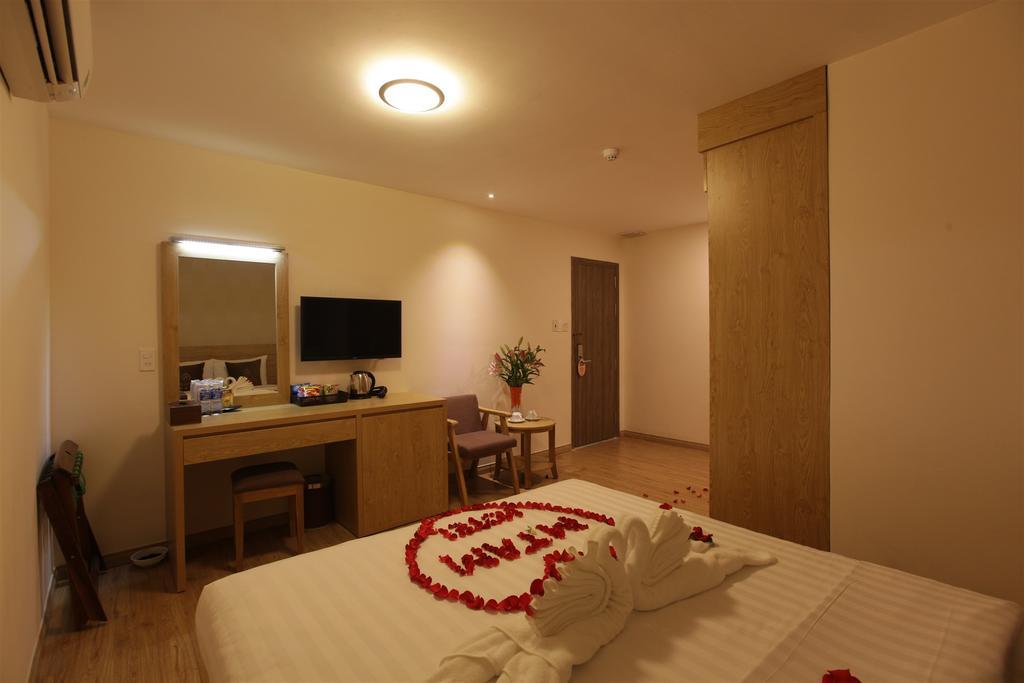 Minh Tam Hotel & Spa 3/2 Хошимин Экстерьер фото