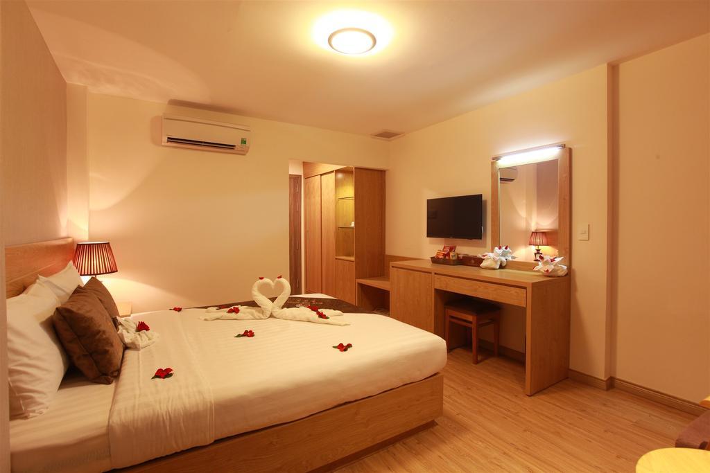 Minh Tam Hotel & Spa 3/2 Хошимин Экстерьер фото