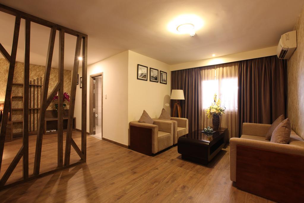 Minh Tam Hotel & Spa 3/2 Хошимин Экстерьер фото